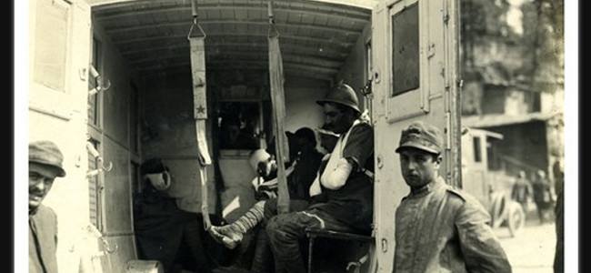 The Ambulance in the First World War