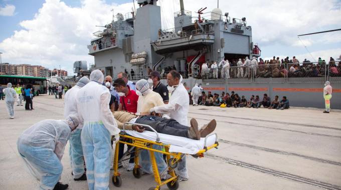 Emergency in Italy, more than 2,000 boat migrants rescued during the weekend