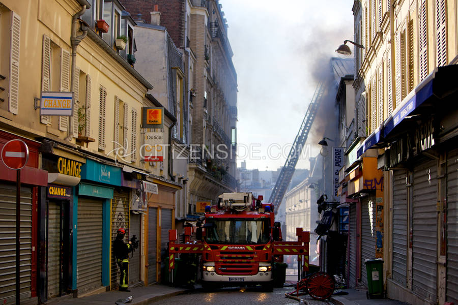 8 killed and 4 injured by fire in an apartment building in Paris