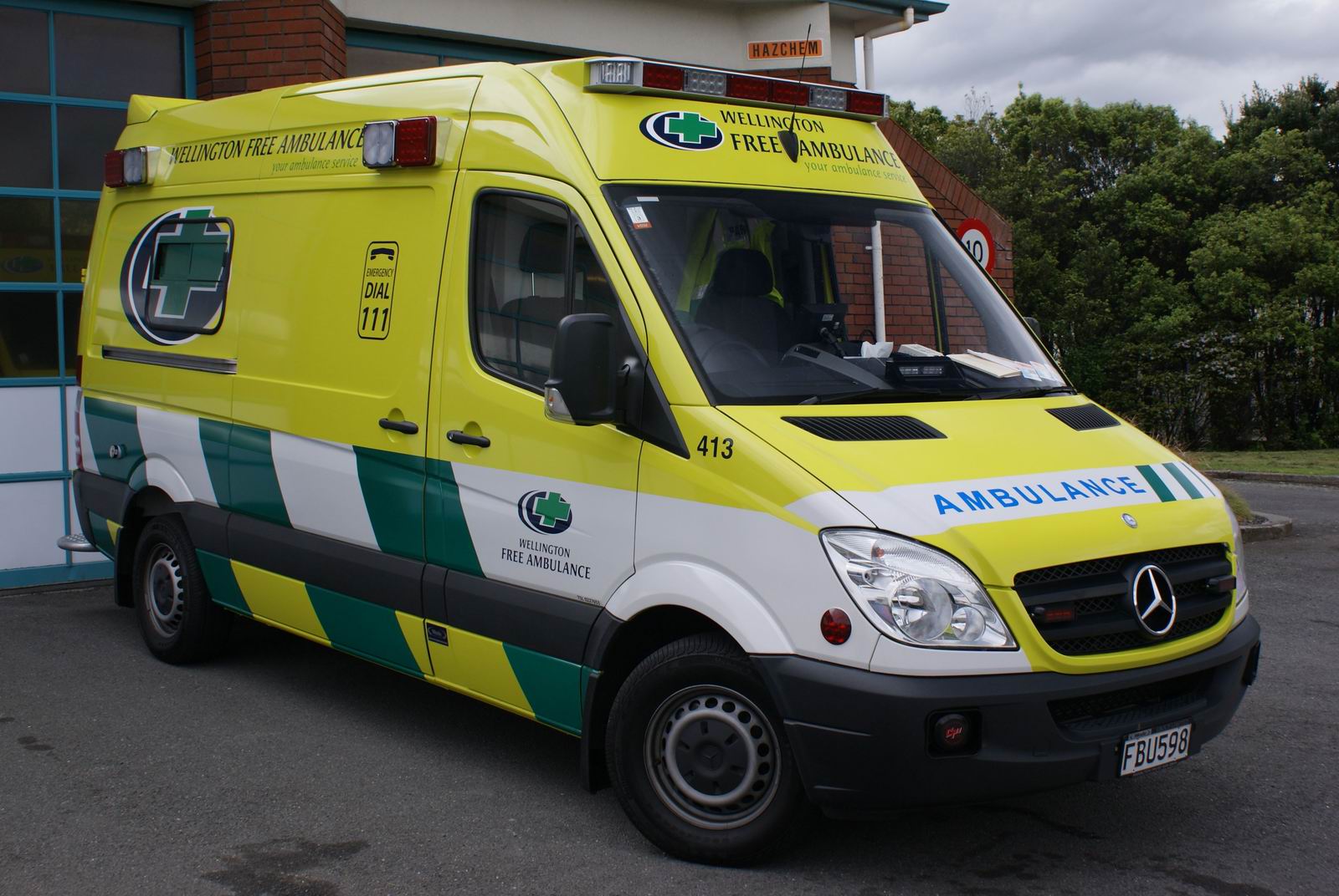 New Zealand paramedics will be regulated as health practitioners: “We were like taxi services”