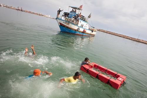 Tunisia: Fishermen receive training in saving lives at sea