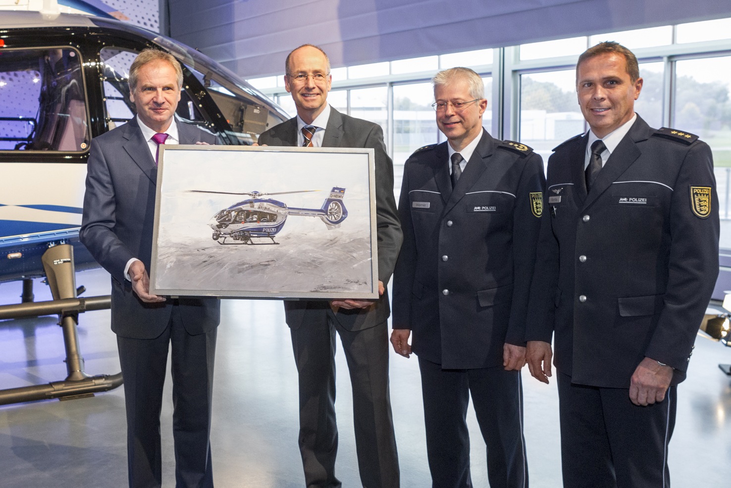 Baden-Württemberg’s Police receive the first Airbus H145 in law enforcement configuration