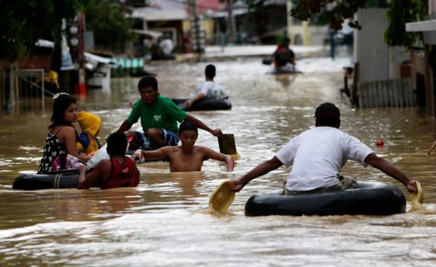 Philippines, Typhoon Koppu has forced to move more than 16.000 from their homes