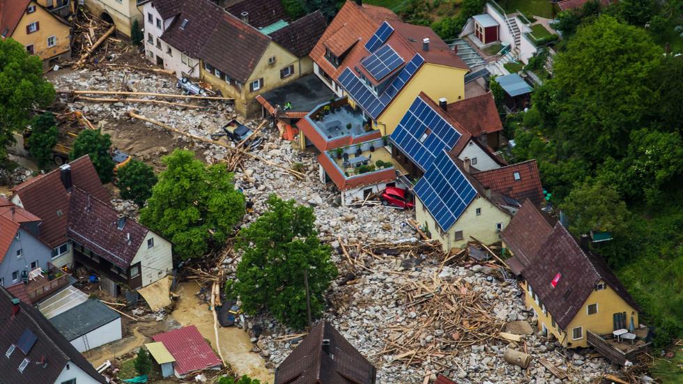 Flood Claims Rescuer and Victim in Germany