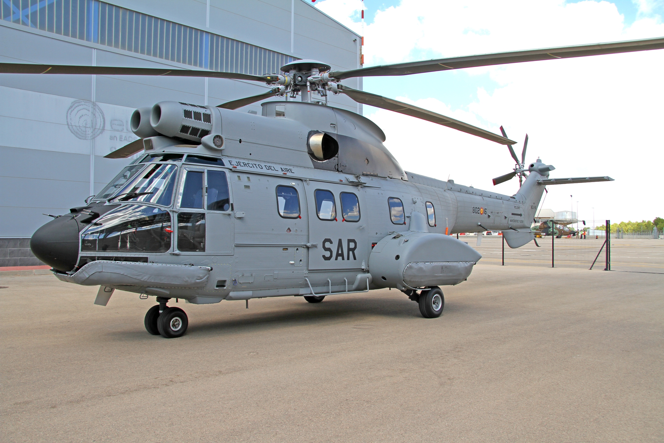 Airbus Helicopters – Spanish Air Force takes delivery of its first H215