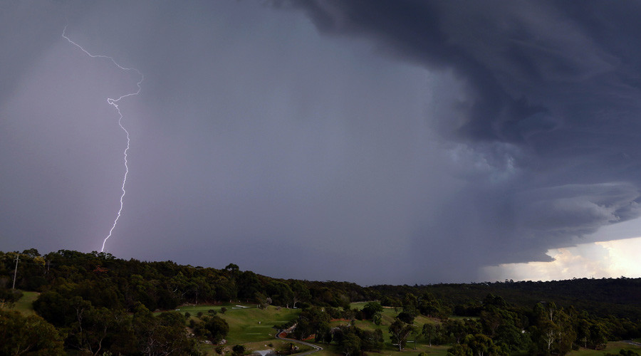 Thunderstorm Asthma affects Australia – Dead toll and up to 8,500 people hospitalized
