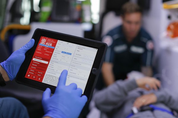 New iPAD app for paramedics: perform better with ePCR!