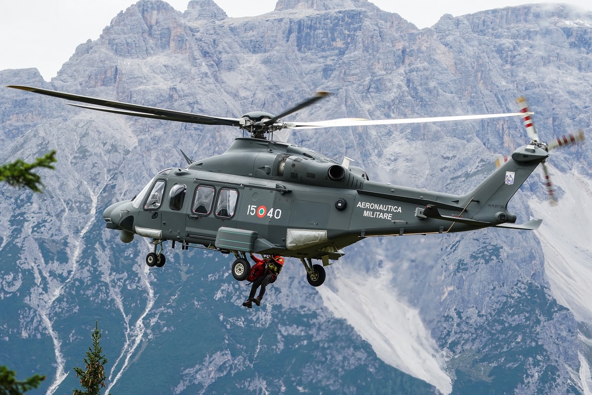 Grifone 2017, il successo dell’esercitazione congiunta di soccorso militare e civile nelle foto dell’Aeronautica Militare