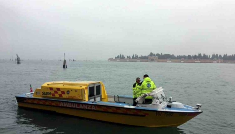 Venezia. Il soccorso in laguna marcia su idroambulanze a misura di canali | Emergency Live