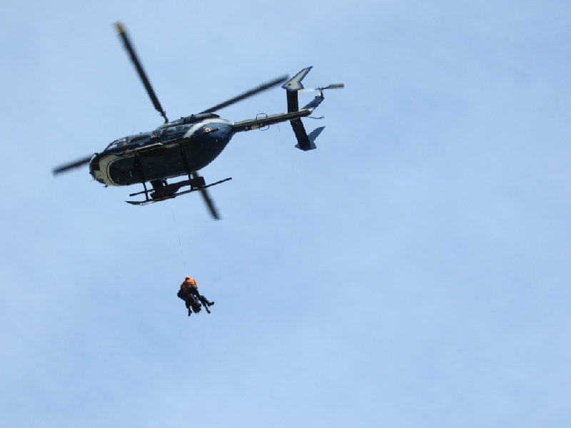 Gallery: Spettacolare esercitazione dei tecnici piemontesi del soccorso alpino e dei francesi del PGHM | Emergency Live 1