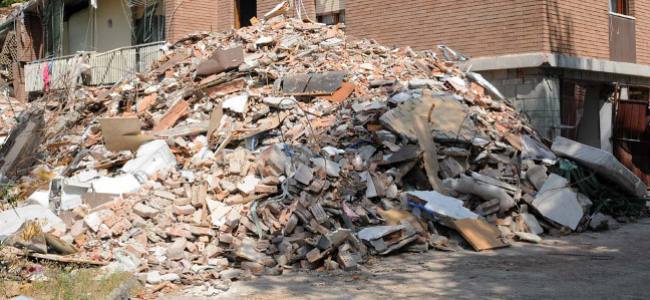 Lo Stato tassa la solidarietà , nuovo colpo alle vittime del terremoto dell'Emilia | Emergency Live