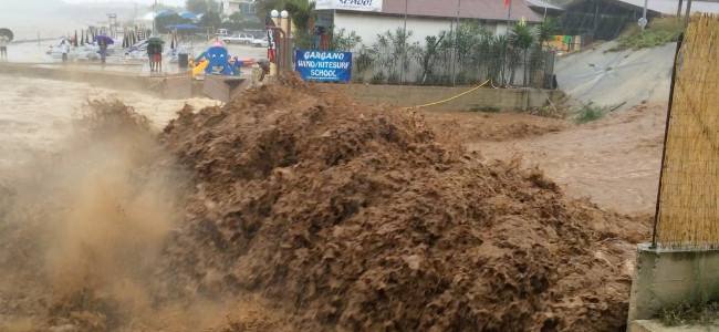 Gargano, dopo l'inferno d'acqua Esercito e soccorritori al lavoro | Emergency Live