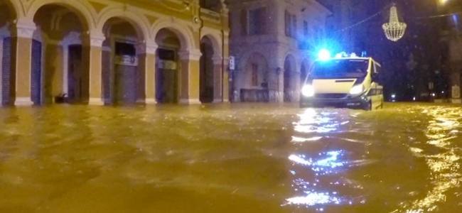 Liguria in ginocchio, Chiavari sott'acqua: il bollettino dell'alluvione | Emergency Live