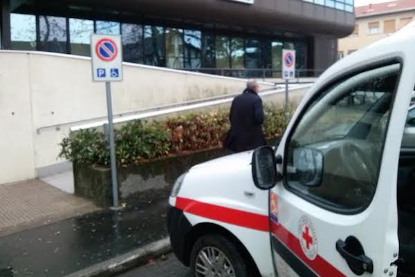 Croce Rossa multata all’ospedale: “I volontari non fanno i furbi” | Emergency Live