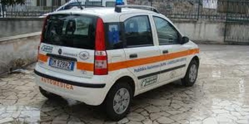 "Specializzandi da soli sulle automediche, Ausl così risparmia medici', la Procura indaga | Emergency Live