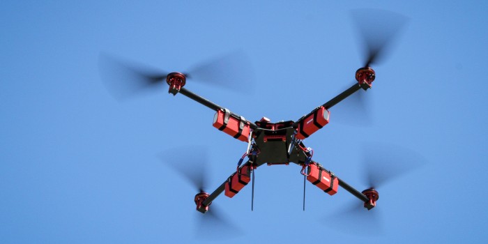 Il farmaco te lo porta a casa il drone, per 1 dollaro | Emergency Live