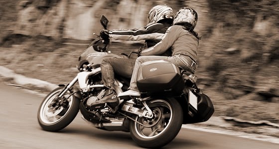 Steady-back, l'immobilizzatore per motociclisti che indossano la "gobba" di protezione | Emergency Live 1