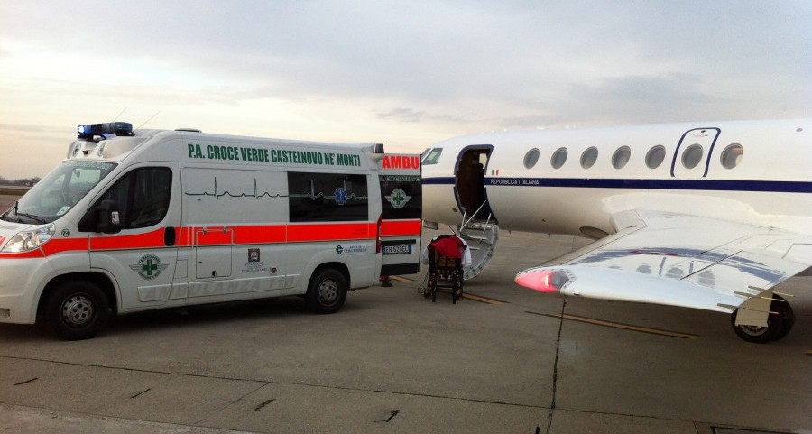 Staffetta aerea per pazienti gravi, Anpas in aiuto di un italiano a Londra | Emergency Live 1