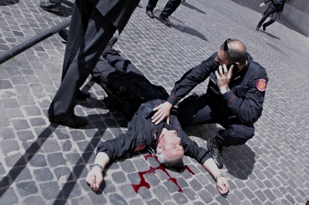 Aggressioni a forze dell’Ordine in aumento. E i soccorritori? | Emergency Live