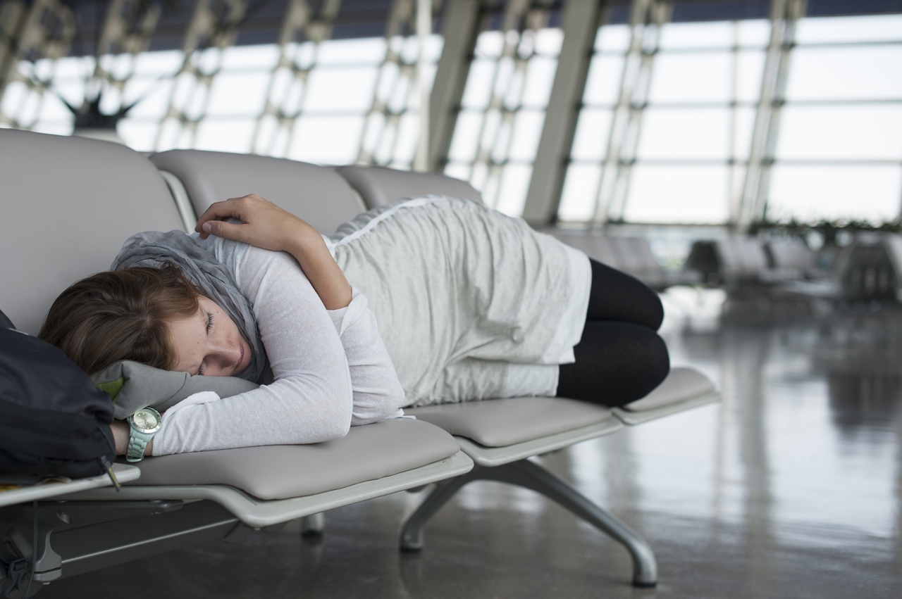 Come combattere il Jet Lag? Cure e attenzioni per la disritmia circadiana | Emergency Live