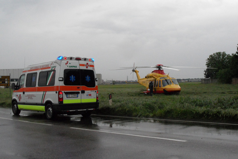 Via terra o via aria. Quale è il modo migliore per soccorrere il paziente politraumatizzato? | Emergency Live 1