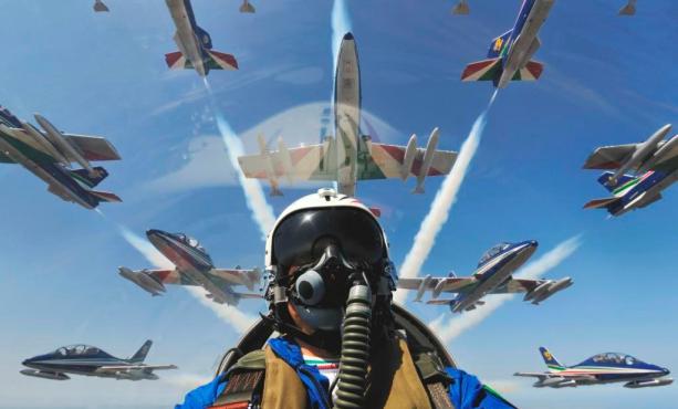 Segui in diretta le Frecce Tricolori con la prima App della Difesa AMTV | Emergency Live