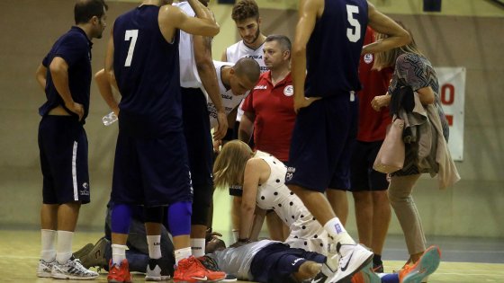 Sfiorato il dramma nel basket, il DAE e la formazione hanno salvato un ventunenne | Emergency Live