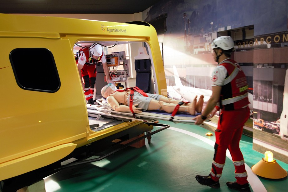 Bologna, arriva il primo centro di formazione e training per operatori sanitari con cabina HEMS | Emergency Live 9