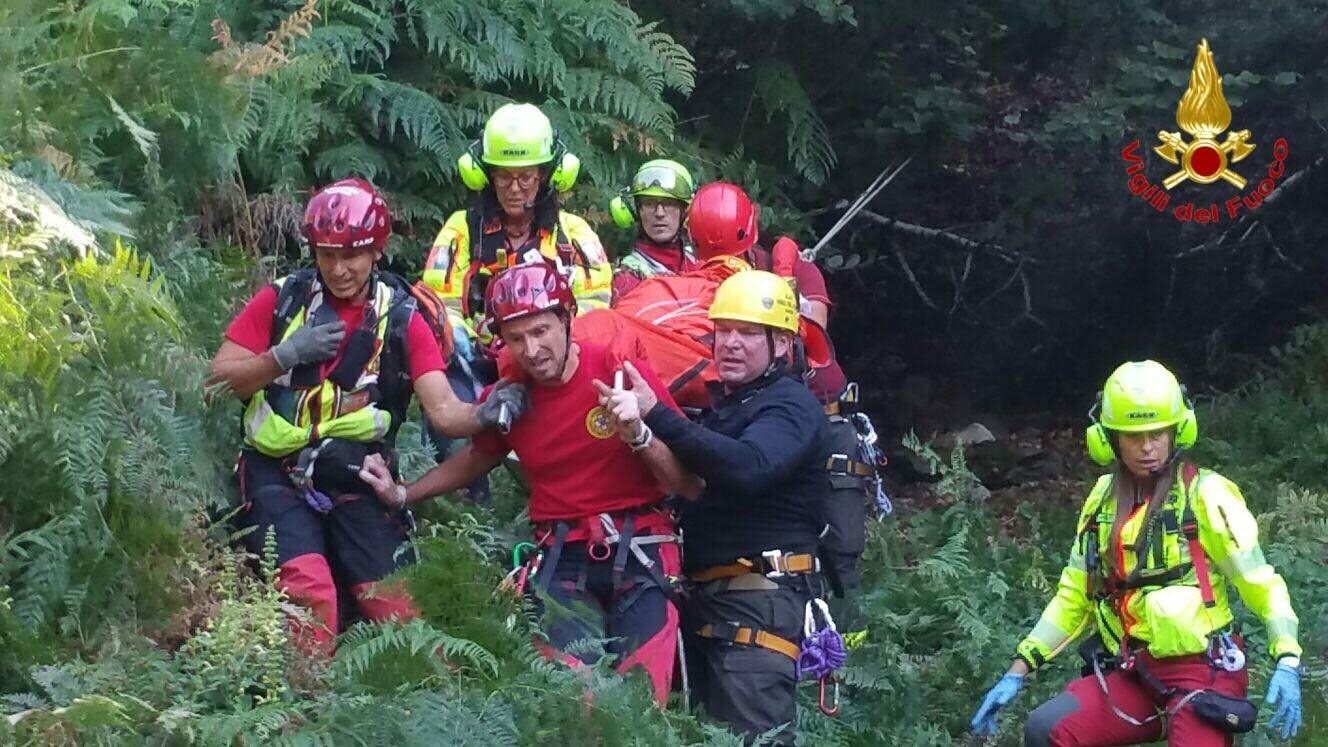 Interventi del Soccorso Alpino in Lombardia, salvato un escursionista tedesco e un fungaiolo | Emergency Live