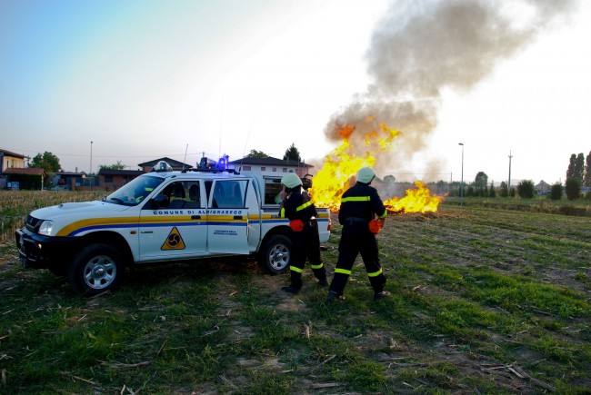 Antincendio boschivo: debriefing della campagna 2015 alla presenza di Curcio e delle strutture regionali | Emergency Live