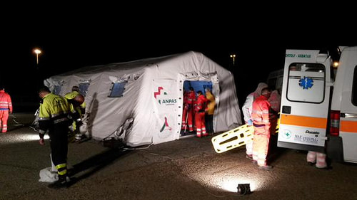 Quando i numeri diventano facce: storie di volontariato, soccorso e accoglienza | Emergency Live 1