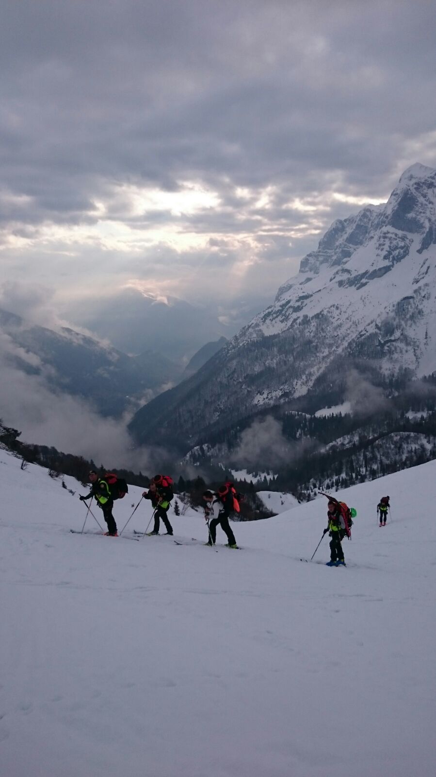 Valcanale, sciatore soccorso dal CNSAS - fotogallery | Emergency Live 4