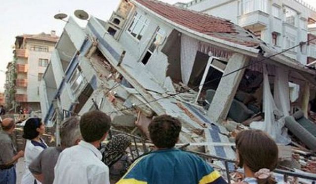 Sisma Ecuador: partito un team di esperti italiani | Emergency Live