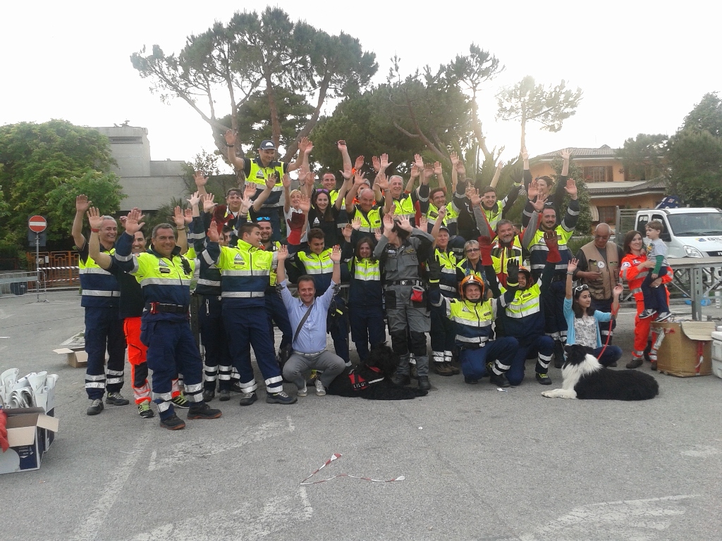 Abruzzo, Open Day della Protezione Civile Gran Sasso d'Italia | Emergency Live