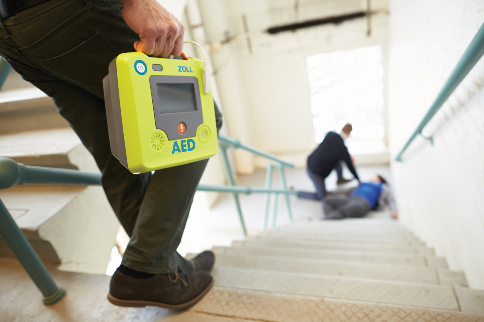 Defibrillatori, la rivoluzione è arrivata: ZOLL lancia ZOLL AED 3 BLS | Emergency Live 24