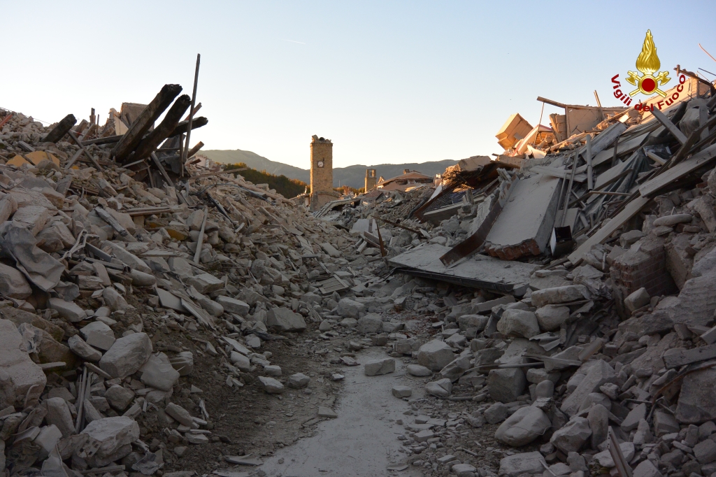 Terremoto centro Italia: la situazione e gli aggiornamenti in diretta. 22.000 persone assistite | Emergency Live 3