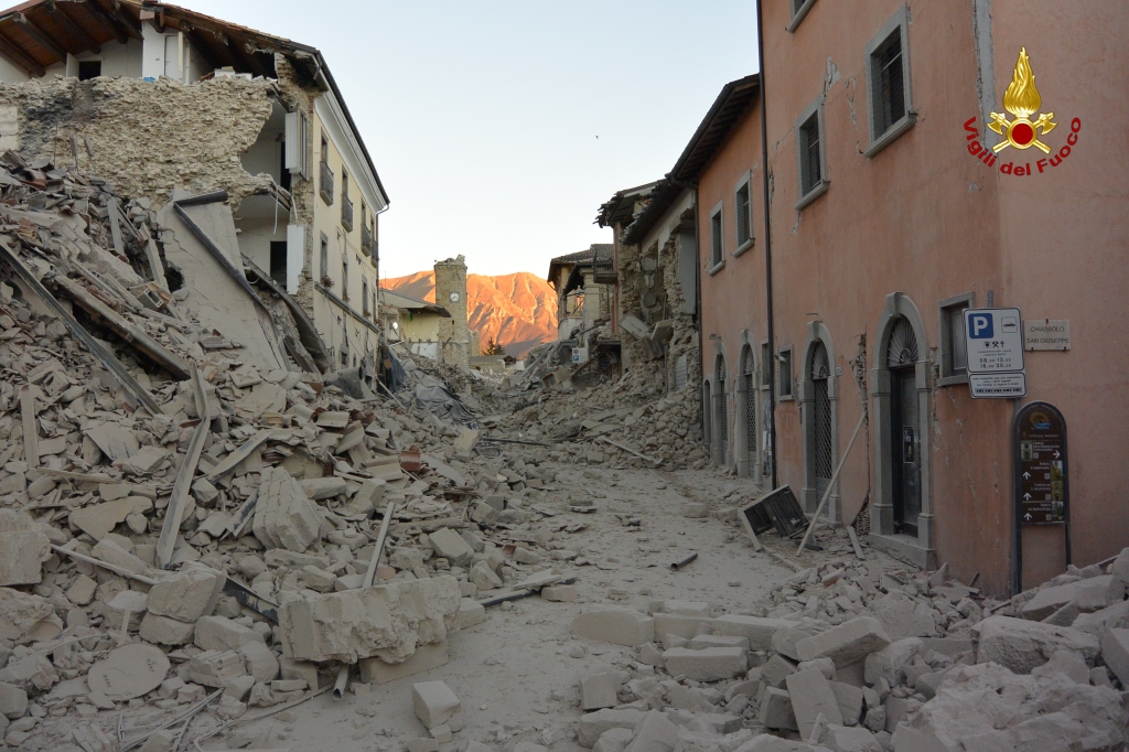 Terremoto centro Italia: la situazione e gli aggiornamenti in diretta. 22.000 persone assistite | Emergency Live 11