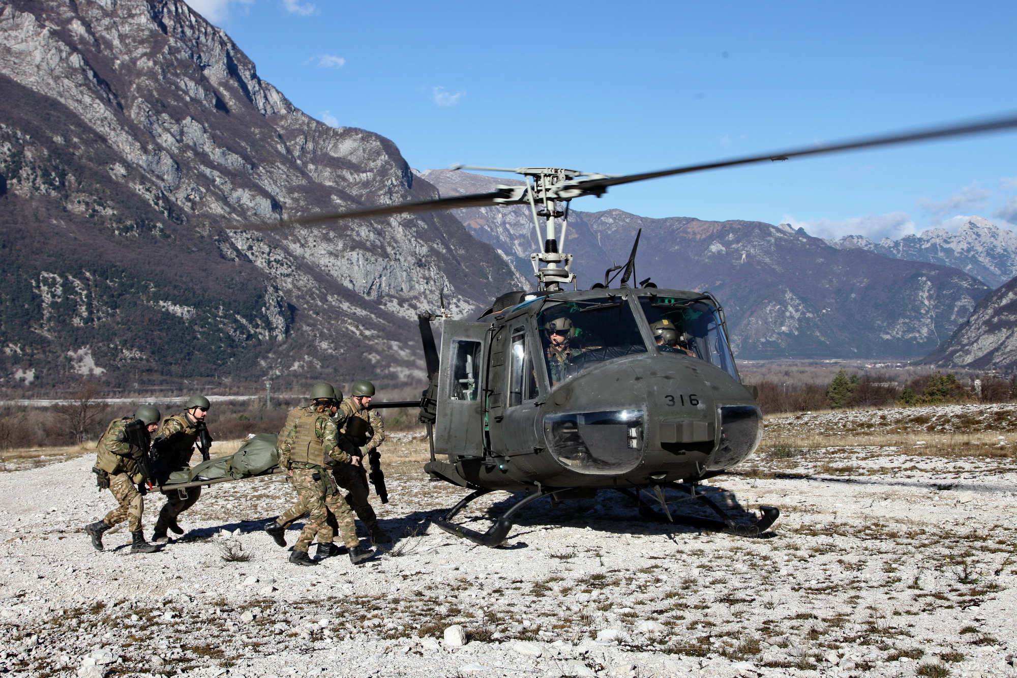 European Wind 2016, i militari di 6 nazioni si esercitano in Friuli nel Battle Group Europeo | Emergency Live 1
