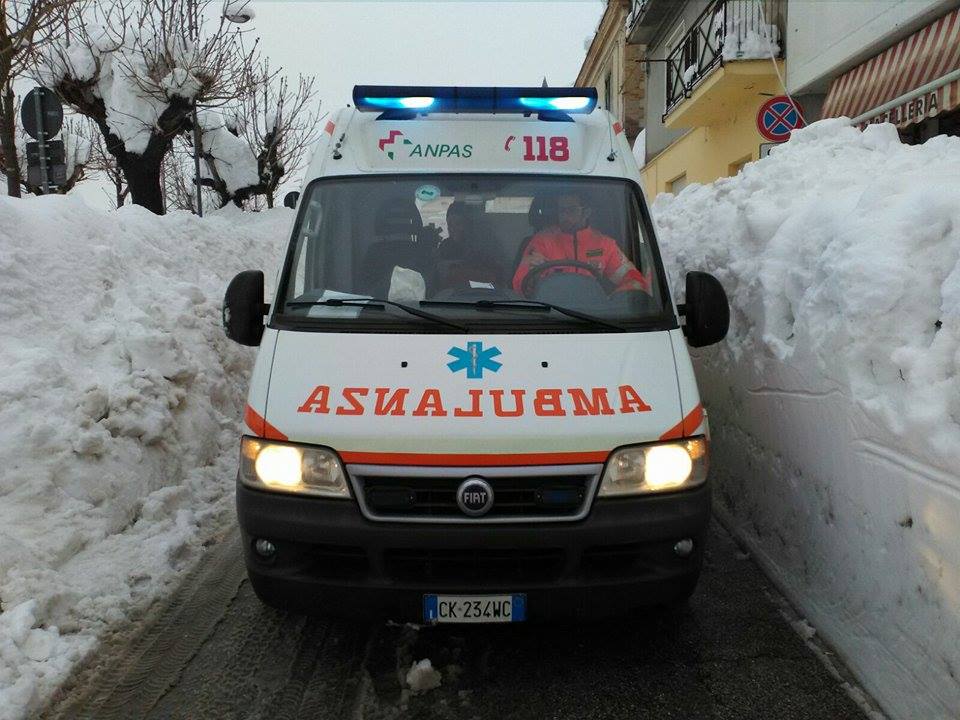 Emergenza neve in Centro Italia: il cuore straordinario dell'Italia che sa aiutare gli altri | Emergency Live 14