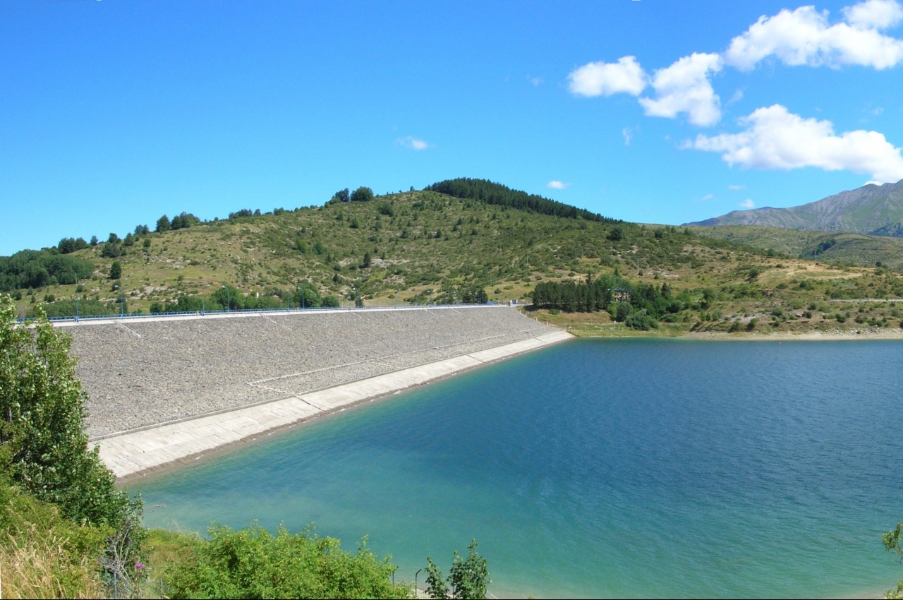 Paura percepita o procurato allarme? Cosa bisogna sapere sulle dighe del lago artificiale di Campotosto? | Emergency Live 2