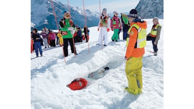 Alla scoperta della montagna - Il Soccorso Alpino spiegato ai bambini di Vercelli | Emergency Live