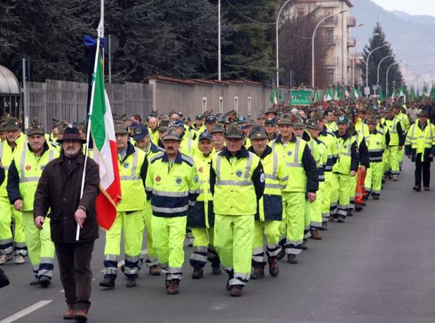 Protezione civile: Curcio all'adunata degli Alpini, fondamentali per le attività in emergenza | Emergency Live
