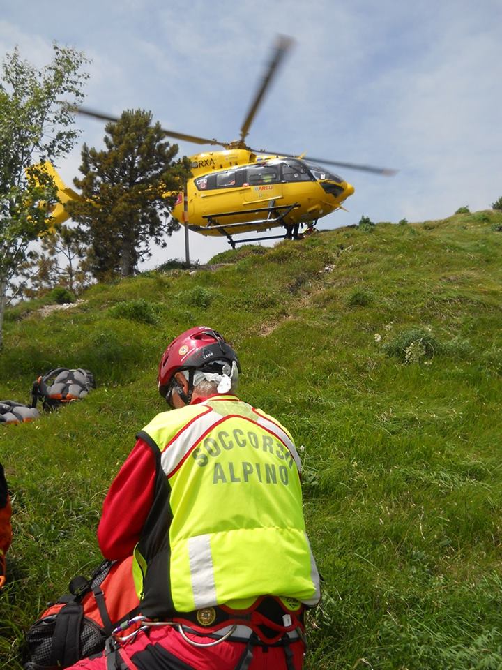 Come si interviene su pazienti traumatici in alta montagna? - Presidi, consigli ed esperienze | Emergency Live 15