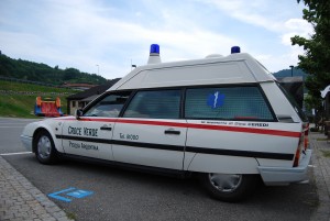 18: la bella linea della Citroen CX 2.000 che presenta come la progenitrice ID/DS i parafanghi posteriori carenati. Unico elemento non originale sono i copricerchi, di epoca recente -foto Alberto Di Grazia