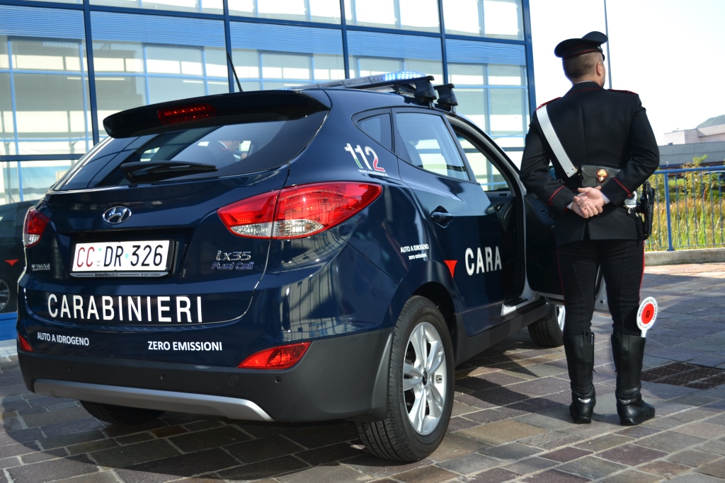 I Carabinieri saranno la prima Forza dell'Ordine a viaggiare con un'auto a idrogeno | Emergency Live 3
