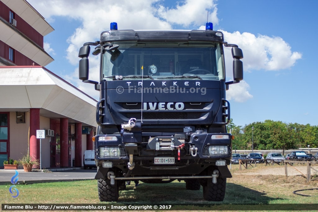 Fiammeblu presenta: Iveco Trakker 4x4 II serie dell'Arma dei Carabinieri | Emergency Live