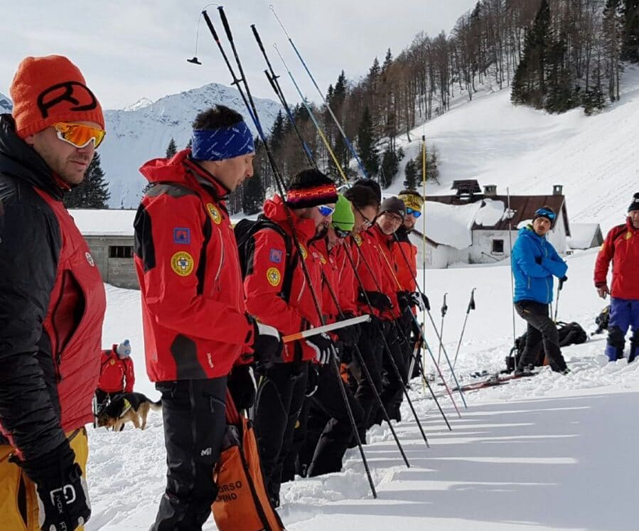 Importante esercitazione del soccorso alpino tra Austria ed Italia per il soccorso in valanga | Emergency Live 4