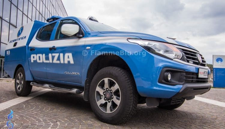 FIAT FULLBACK allestito NCT per la Polizia Scientifica | Emergency Live 4