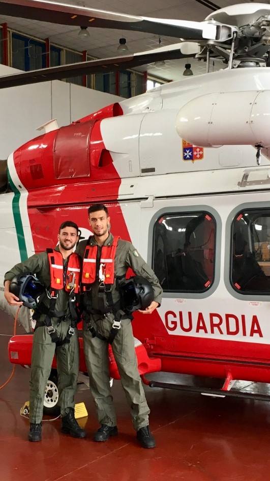 La Guardia Costiera Ha Due Nuovi Aerosoccorritori Per Il Reparto Volo 