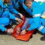 Immobilizzazione di emergenza e interventi in caso di trauma: کرایه کوسا؟ | اضطراری زنده 4